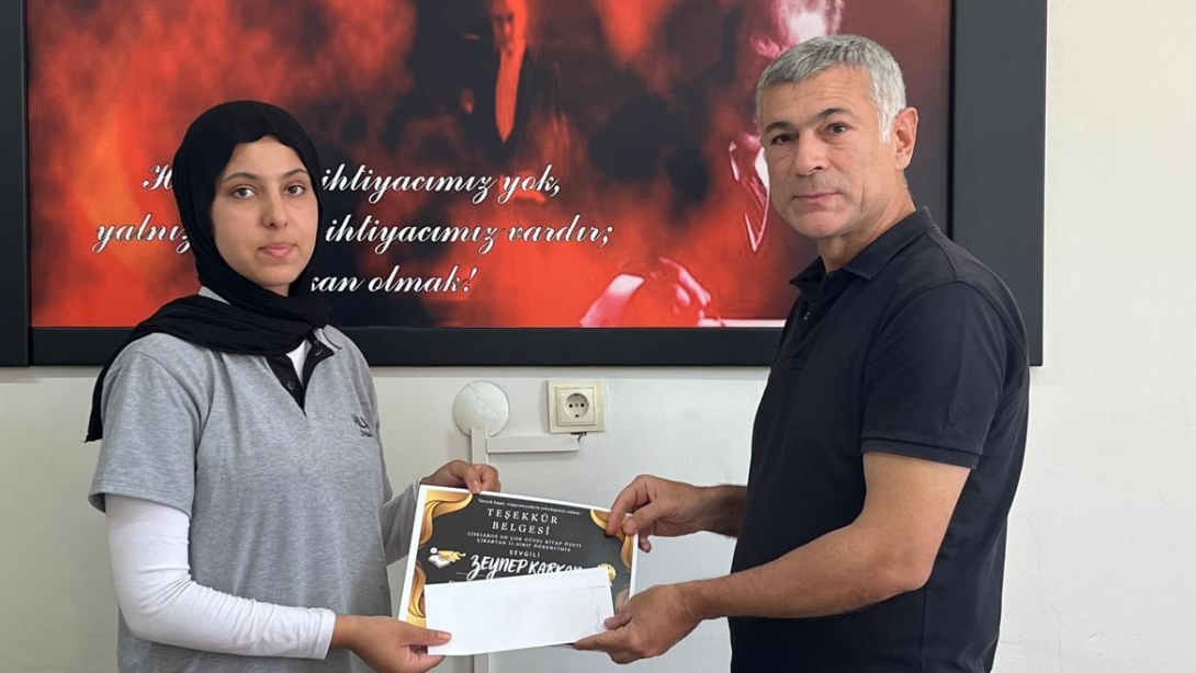 KİTAP OKUMA PROJESİ KAPSAMINDA LİSELERDE EN İYİ ÖZET ÇIKARTAN ÖĞRENCİLERİN ÖDÜL TÖRENİ